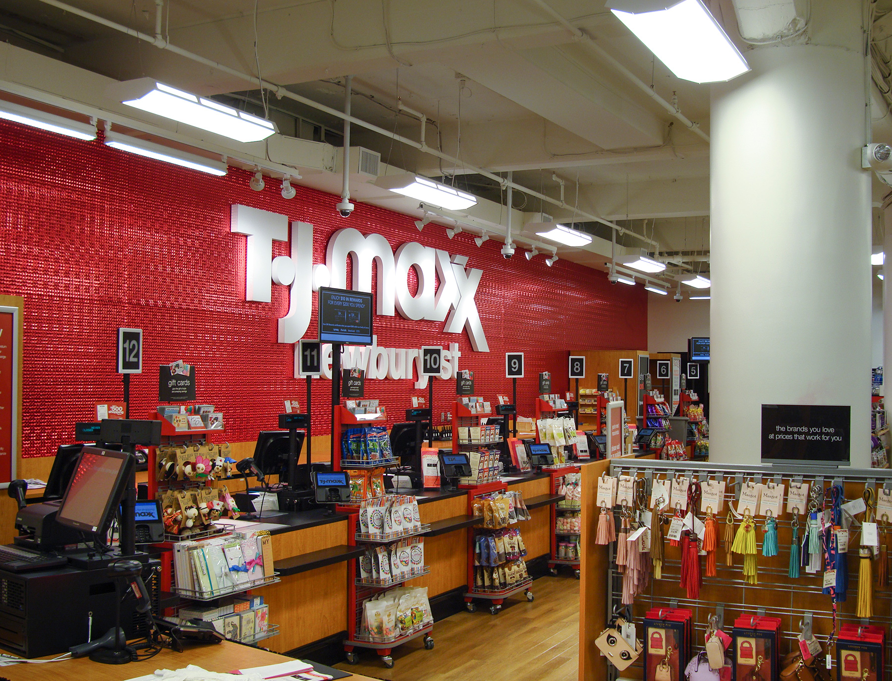 TJ Maxx | Commonwealth Building